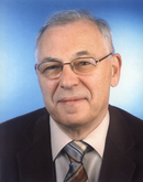 Prof. Dr. Dr. h.c. Klaus Roth (i.R.)